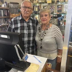 Guillermo and Betty the owners :)