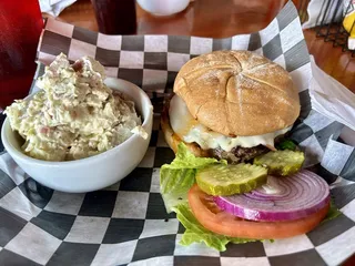 Luke's Sports Shack Bar & Grill