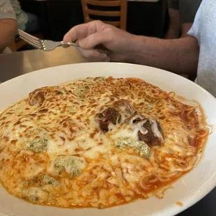 Spaghetti meatballs with ricotta &amp; mozzarella - so much delicious cheese!