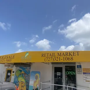 the entrance to the restaurant