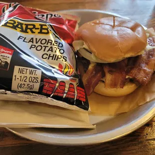 Cheeseburger with bacon