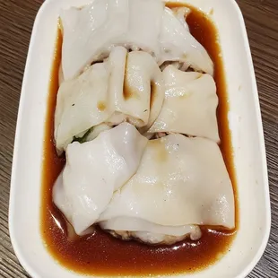Duck Rice Rolls. Need more duck!