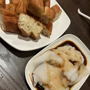 Shrimp Rice Roll