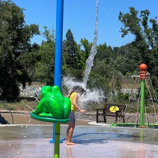 Splash pad area (there are 3 other water features not shown)
