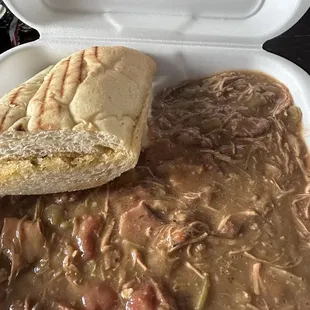 Gumbo and garlic bread