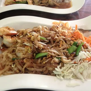 Pad Thai*