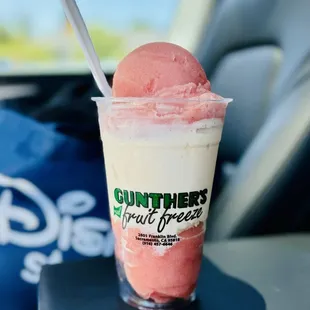 Large 50/50 Freeze 24oz with guava
