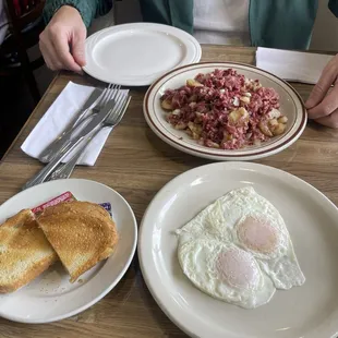 Corn Beef Hash Sandwich