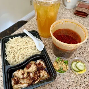 Spicy dumpling soup and mango green tea!
