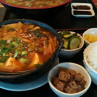 39. Beef Kimchi Hot Pot
