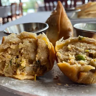 Vegetable Samosa (2)