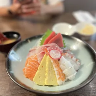 Chirashi Bowl