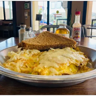 Route 99 Omelette. It has three eggs, bell peppers, onions and jack n cheese.
