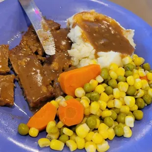 Kids meat loaf combo