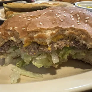 CHEESEBURGER COMBO