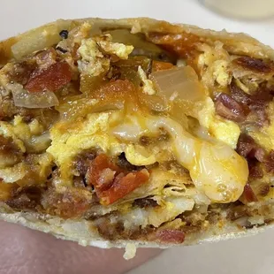 Bacon breakfast burrito w/salsa