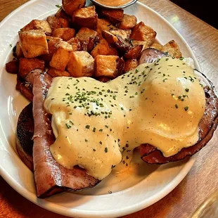 Eggs Benedict