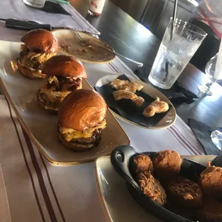 Carolina Style Pulled Pork Sandwich