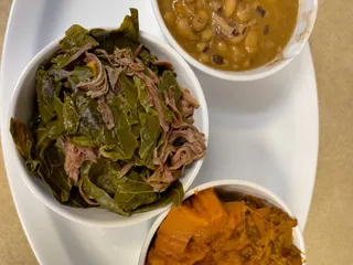 Day Day's BBQ & Waffle House