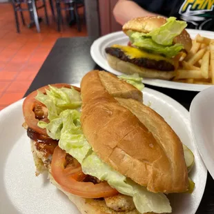 Gus's Deli Bbq and Grill