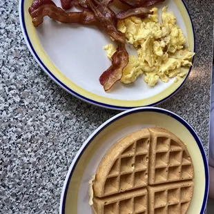 Plain Belgium waffle, scrambled eggs and bacon