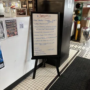 Daily Diner Special comes with a salad bar option