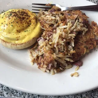 Classic Eggs Benedict*