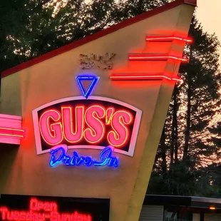 Worth a stop just to see the Neon sign!!