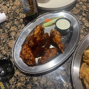 BBQ wings delicious!