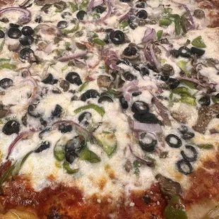 Vegetable pizza