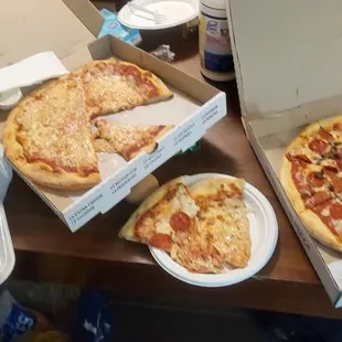 food, pizza