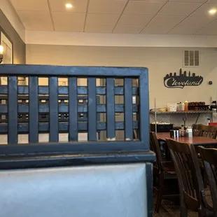 Gus&apos;s Diner inside, booths, restaurant interior