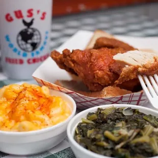 food, chicken wings and fried chicken