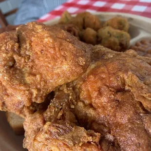 fried chicken wings, bbq wings, chicken wings and fried chicken, fried chicken, chicken wings, food, poultry, chicken, bbq chicken