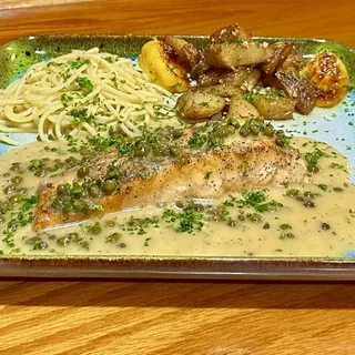 Salmon Piccata