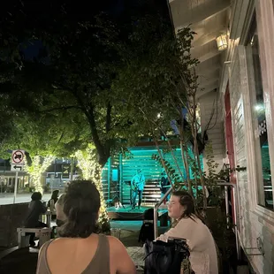 Patio  -Live Music on a Thursday Night