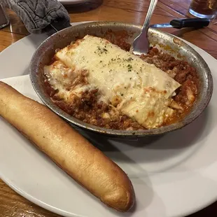 Gusto's Italian Grill & Pizza