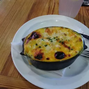 Side of the Mac and cheese. So delicious.