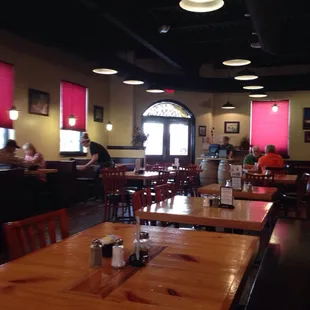 sushi and sashimi, interior