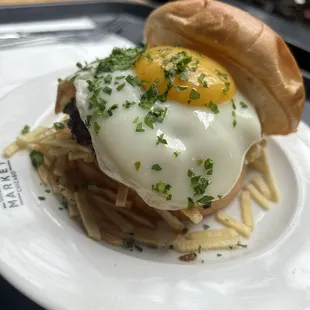 Egg &amp; Truffle Burger