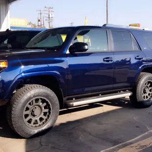 New wheel &amp; tires, and a level kit.