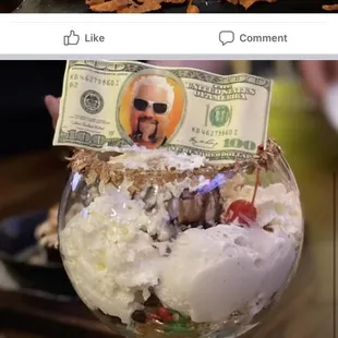 a bowl of ice cream sundae