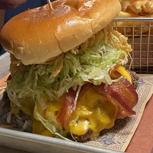 Bacon Mac N Cheese Burger