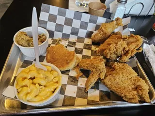 Momma's Mustard, Pickles & BBQ