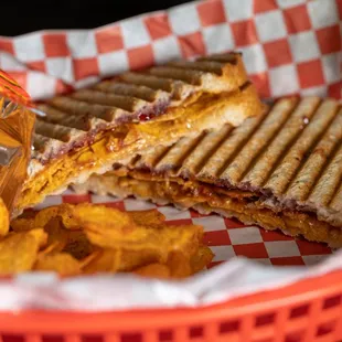 GUY's PB&amp;J Crunch