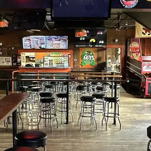Counter and Dining Area inside Kelly's