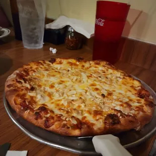 Medium Cashew Pizza with Extra Cheese