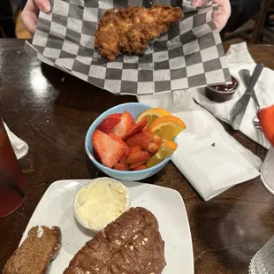 Chicken strip, fruit and the bread!