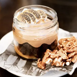 Smores Budino (Dark Chocolate Budino, Marshmallow Fluff, Salted Pretzel Crunch)