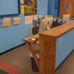 Nobody to greet you. My kids started crying because other kids were having fun. Left after 15 minutes.